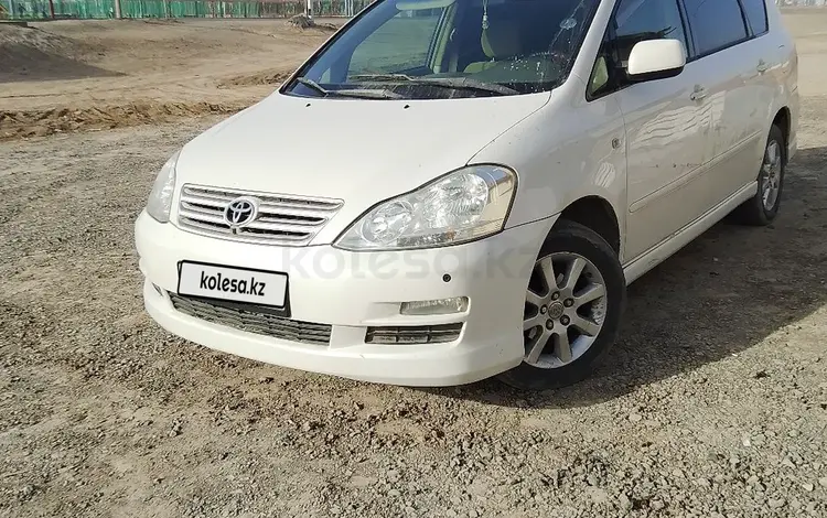 Toyota Ipsum 2004 года за 4 400 000 тг. в Атырау
