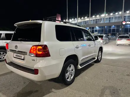 Toyota Land Cruiser 2015 года за 27 000 000 тг. в Актобе – фото 3