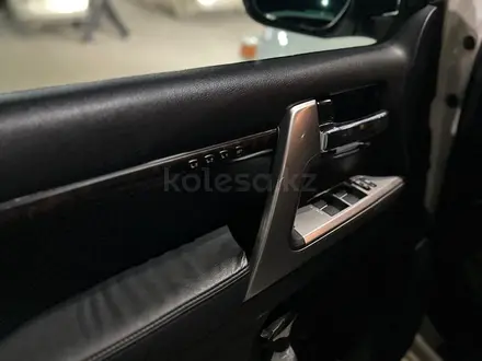Toyota Land Cruiser 2015 года за 27 000 000 тг. в Актобе – фото 9