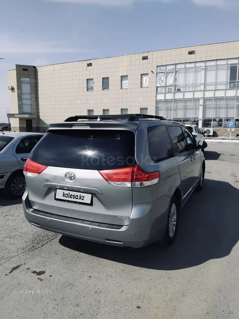 Toyota Sienna, 2013