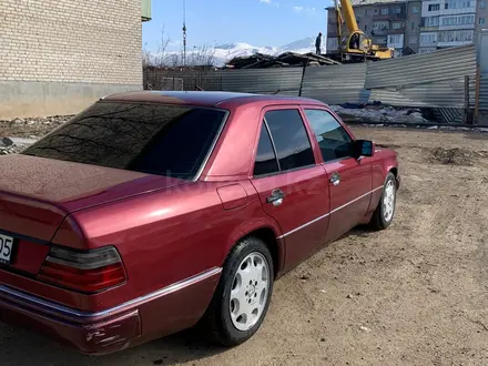 Mercedes-Benz E 260 1992 года за 1 600 000 тг. в Алматы – фото 4
