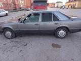 Mercedes-Benz E 230 1992 года за 1 450 000 тг. в Кызылорда – фото 2