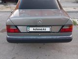 Mercedes-Benz E 230 1992 года за 1 450 000 тг. в Кызылорда – фото 4