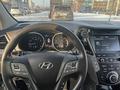 Hyundai Santa Fe 2017 годаүшін8 700 000 тг. в Караганда – фото 8