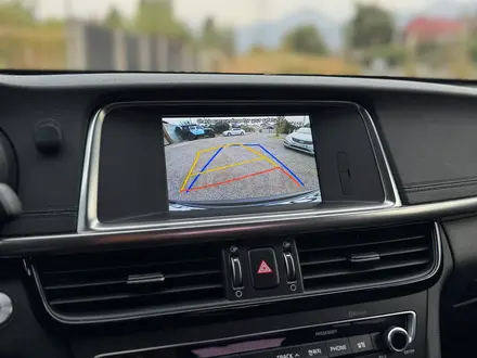 Kia K5 2015 года за 8 800 000 тг. в Алматы – фото 21