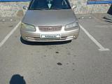 Toyota Camry 1999 года за 3 500 000 тг. в Алтай – фото 3