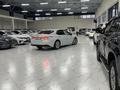 Toyota Camry 2018 года за 13 500 000 тг. в Шымкент – фото 9