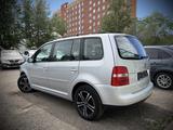 Volkswagen Touran 2003 годаүшін4 350 000 тг. в Костанай – фото 5