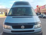 Volkswagen Transporter 2002 года за 4 950 000 тг. в Караганда