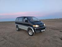 Mitsubishi Delica 1995 годаүшін2 700 000 тг. в Караганда