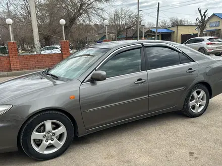 Toyota Camry 2003 года за 6 500 000 тг. в Актобе – фото 3