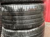 Комплект летних шин 275/40/22 за 200 000 тг. в Уральск – фото 2