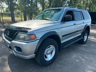 Mitsubishi Montero Sport, 2001