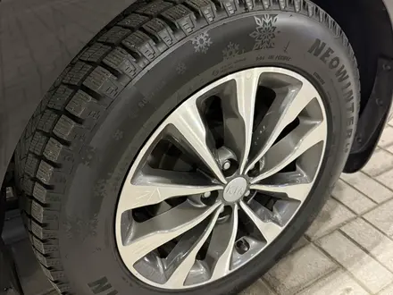 Kia Carnival 2016 года за 11 900 000 тг. в Алматы – фото 26