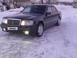 Mercedes-Benz E 220 1994 года за 1 950 000 тг. в Усть-Каменогорск – фото 2