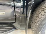 Брызговик передний правый TOYOTA LAND CRUISER PRADO 150. Б/у за 5 809 тг. в Астана