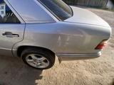 Mercedes-Benz E 200 1994 годаүшін2 700 000 тг. в Жезказган