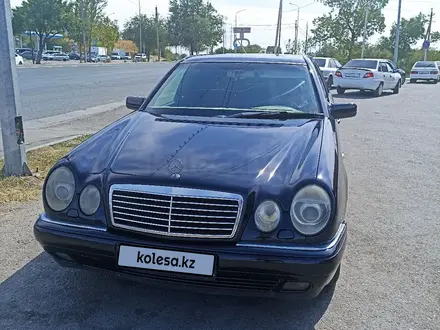 Mercedes-Benz E 280 1996 года за 2 500 000 тг. в Шымкент