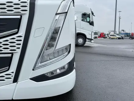 Volvo  FH460 Globetrotter XL 2026 года за 83 500 000 тг. в Алматы – фото 2