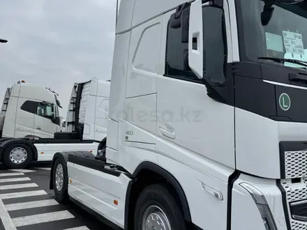Volvo  FH460 Globetrotter XL 2026 года за 83 500 000 тг. в Алматы – фото 3