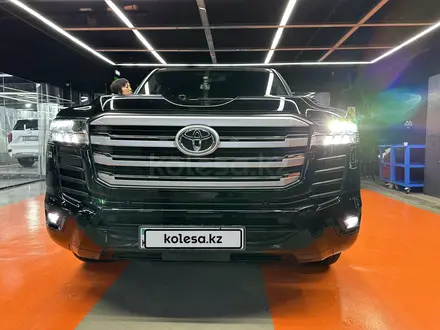Toyota Land Cruiser 2022 года за 48 000 000 тг. в Алматы