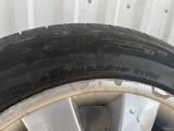 Резина с дисками BMW за 320 000 тг. в Алматы – фото 3