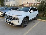 Hyundai Santa Fe 2020 года за 12 000 000 тг. в Атырау – фото 3