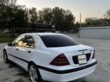 Mercedes-Benz C 320 2002 годаүшін3 600 000 тг. в Алматы – фото 3