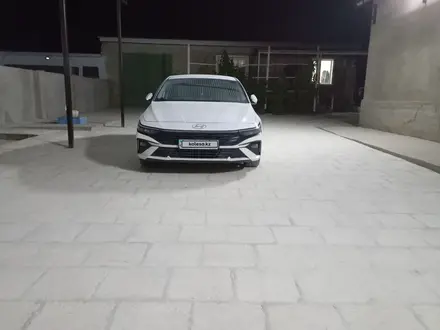 Hyundai Elantra 2023 года за 10 600 000 тг. в Актау – фото 4