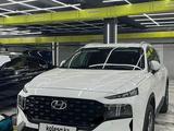 Hyundai Santa Fe 2023 года за 18 000 000 тг. в Астана