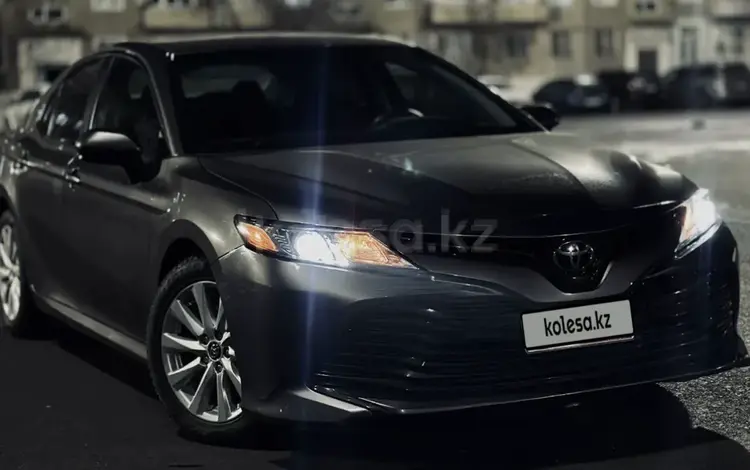 Toyota Camry 2018 годаүшін7 500 000 тг. в Атырау