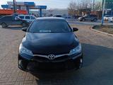 Toyota Camry 2015 года за 6 500 000 тг. в Актобе – фото 3