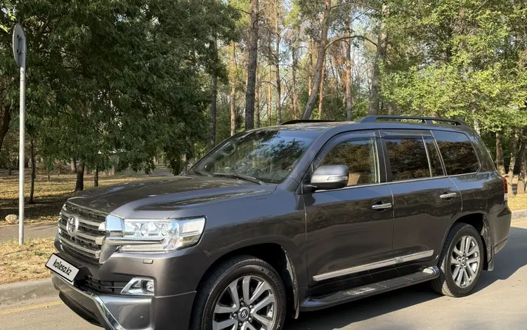 Toyota Land Cruiser 2017 года за 39 000 000 тг. в Алматы