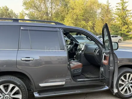 Toyota Land Cruiser 2017 года за 39 000 000 тг. в Алматы – фото 20