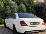 Mercedes-Benz S 500 2007 годаүшін8 500 000 тг. в Алматы – фото 2