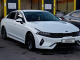 Kia K5 2021 года за 10 800 000 тг. в Караганда