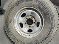 Диск и резина на Land Criuser 100 за 50 000 тг. в Алматы