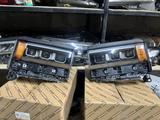 Фара на Toyota Land Cruiser Prado 250 за 112 222 тг. в Алматы