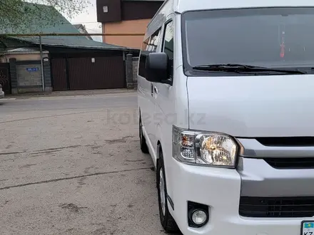 Toyota Hiace 2015 года за 16 000 000 тг. в Алматы – фото 3