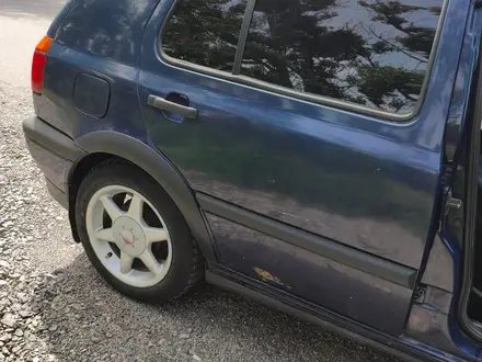 Volkswagen Golf 1995 года за 1 200 000 тг. в Алматы – фото 9