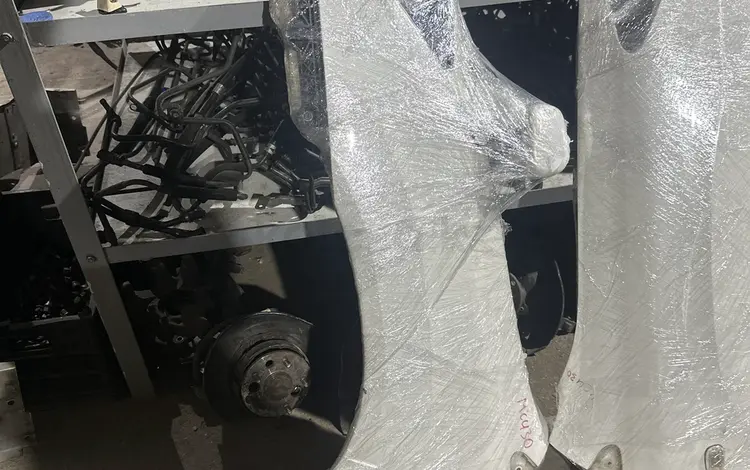 Крыло на Lexus за 59 900 тг. в Актау