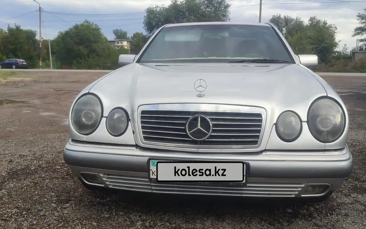 Mercedes-Benz E 230 1996 годаүшін2 500 000 тг. в Караганда