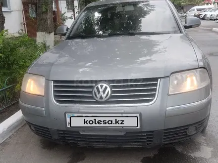 Volkswagen Passat 2004 года за 3 000 000 тг. в Астана – фото 5