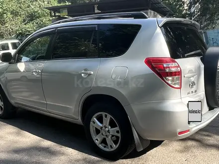 Toyota RAV4 2011 года за 8 500 000 тг. в Алматы – фото 11