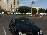 Mercedes-Benz E 320 2003 годаүшін3 700 000 тг. в Рудный – фото 4