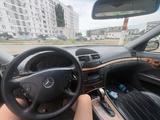 Mercedes-Benz E 320 2003 годаүшін3 700 000 тг. в Рудный – фото 5