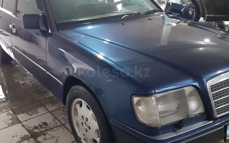 Mercedes-Benz E 220 1995 годаfor2 700 000 тг. в Алматы