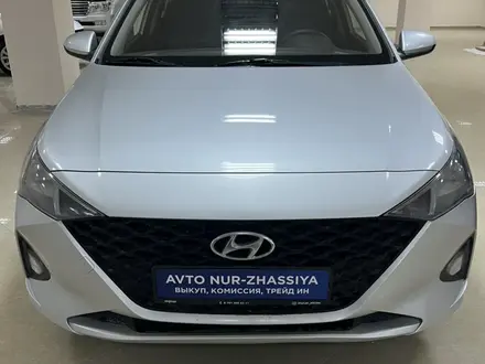 Hyundai Accent 2021 года за 6 300 000 тг. в Актау – фото 2
