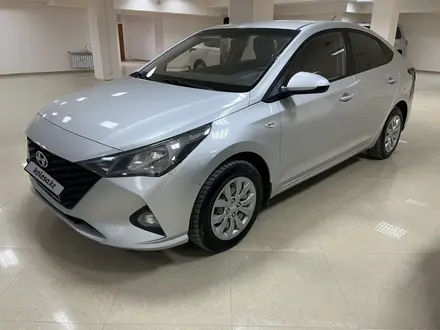 Hyundai Accent 2021 года за 6 300 000 тг. в Актау