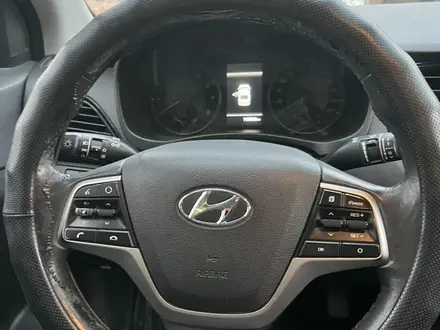 Hyundai Accent 2021 года за 6 300 000 тг. в Актау – фото 7